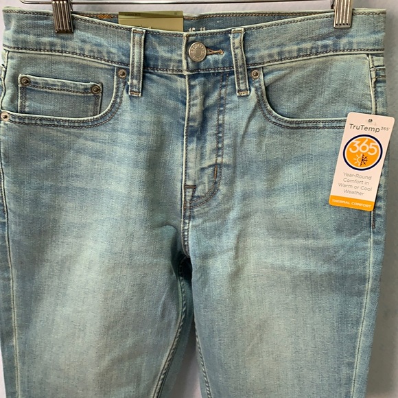 Goodfellow & Co Medium Wash Slim Jean Shorts - Picture 2 of 12